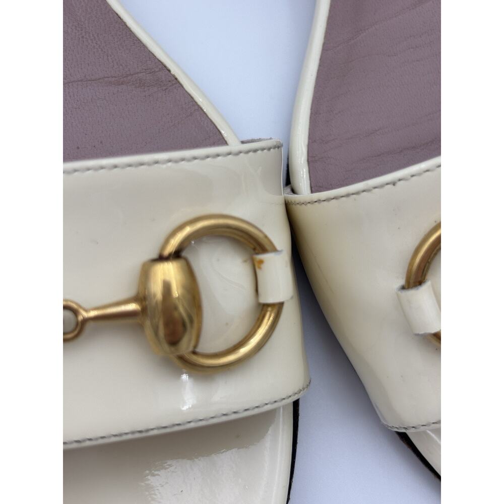 Gucci Horsebit Sandals Cream Patent Leather Size 37 / 7 Adjustable Ankle Strap - Picture 14 of 16